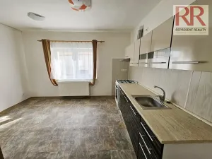 Pronájem rodinného domu, Plzeň, Mezi Ploty, 160 m2