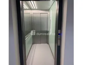Pronájem bytu 2+kk, Karlovy Vary, Rolavská, 48 m2