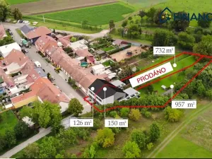 Prodej pozemku pro bydlení, Hrušky, 1108 m2