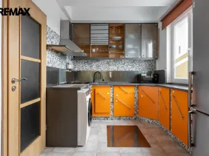 Prodej bytu 2+kk, Karlovy Vary, Horova, 86 m2