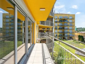 Pronájem bytu 1+kk, Praha - Vysočany, Na Harfě, 43 m2