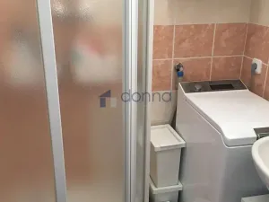 Pronájem bytu 2+kk, Praha, U nových domů I, 44 m2