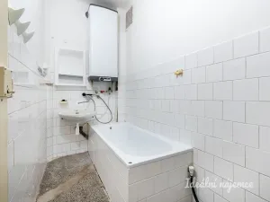 Pronájem bytu 2+kk, Praha - Vysočany, U vysočanského pivovaru, 45 m2