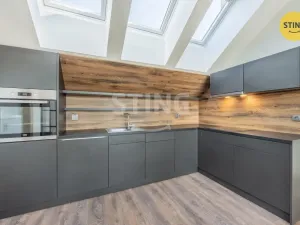 Prodej bytu 3+kk, Žďár nad Sázavou, Nádražní, 77 m2