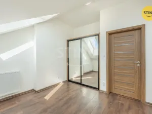 Prodej bytu 3+kk, Žďár nad Sázavou, Nádražní, 77 m2