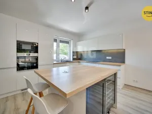Prodej rodinného domu, Zlín, Jantarová, 111 m2