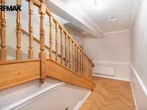 Prodej bytu 6+kk a větší, Karlovy Vary, Svahová, 537 m2