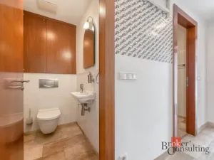 Pronájem bytu 2+kk, Praha - Vysočany, Paříkova, 60 m2