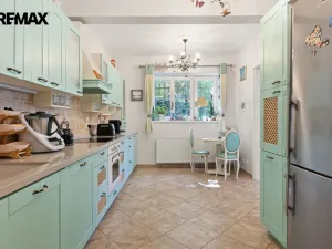 Prodej rodinného domu, Karlovy Vary, Tyršova, 321 m2