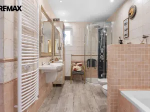 Prodej rodinného domu, Karlovy Vary, Tyršova, 321 m2