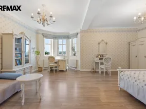 Prodej rodinného domu, Karlovy Vary, Tyršova, 321 m2