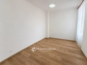 Pronájem bytu 2+kk, Znojmo, Kovářská, 75 m2