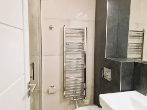 Pronájem bytu 2+kk, Praha - Kyje, Jamská, 42 m2