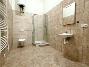 Pronájem bytu 1+kk, Cheb, náměstí Krále Jiřího z Poděbrad, 44 m2