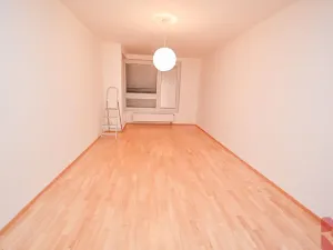Pronájem bytu 2+kk, Praha - Vysočany, Pod Harfou, 57 m2