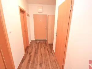 Pronájem bytu 2+kk, Praha - Vysočany, Pod Harfou, 57 m2