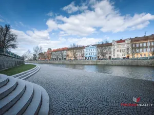 Pronájem bytu 2+1, Hradec Králové, Eliščino nábřeží, 80 m2