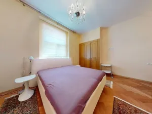Prodej bytu 2+1, Karlovy Vary, Zámecký vrch, 64 m2