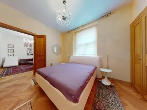 Prodej bytu 2+1, Karlovy Vary, Zámecký vrch, 64 m2