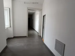 Pronájem bytu 2+kk, České Budějovice - České Budějovice 3, Pražská tř., 42 m2