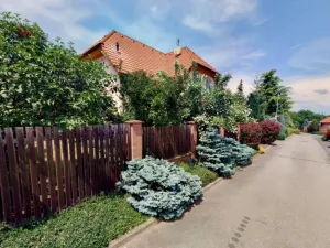 Prodej rodinného domu, Praha - Lysolaje, Nad Helmrovkou, 300 m2