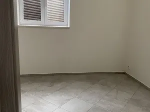 Pronájem bytu 1+1, Lužice, 31 m2