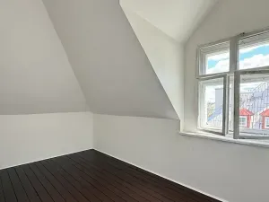 Prodej bytu 2+1, Karlovy Vary, Moskevská, 68 m2