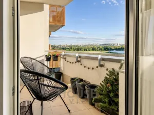 Prodej bytu 2+kk, Praha - Dolní Měcholupy, Honzíkova, 61 m2