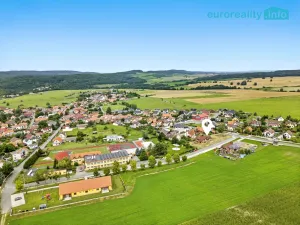 Prodej pozemku pro bydlení, Broumy, Školní, 1724 m2