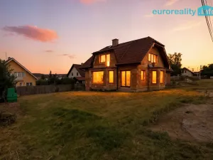 Prodej pozemku pro bydlení, Broumy, Školní, 1724 m2