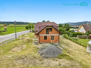 Prodej pozemku pro bydlení, Broumy, Školní, 1724 m2
