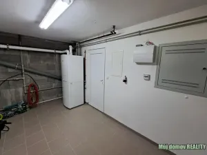 Pronájem rodinného domu, Praha - Nebušice, V uličkách, 166 m2