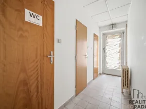 Pronájem obchodního prostoru, Havlíčkův Brod, Smetanovo náměstí, 317 m2