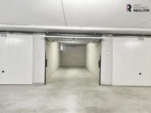 Pronájem garáže, Praha - Stodůlky, Bašteckého, 18 m2