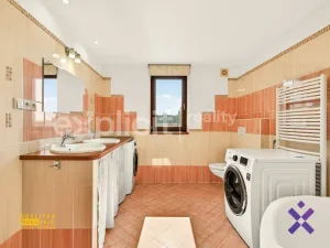 Prodej rodinného domu, Napajedla, Žerotínova, 239 m2