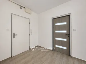 Prodej bytu 2+1, Znojmo, Přímětická, 47 m2
