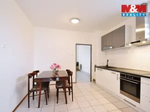 Prodej rodinného domu, Libiš, 300 m2
