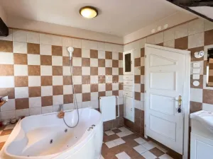 Prodej rodinného domu, Hluboká nad Vltavou, Masarykova, 188 m2