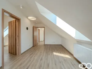 Pronájem bytu 2+1, Máslojedy, 60 m2