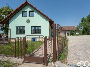 Pronájem bytu 2+1, Máslojedy, 60 m2
