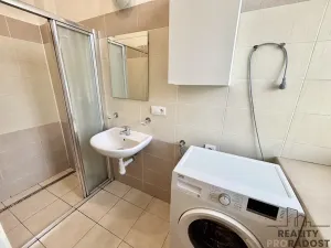 Pronájem bytu 1+1, Olomouc, Polská, 35 m2