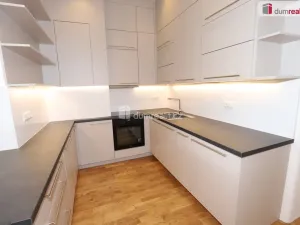 Pronájem bytu 2+kk, Praha - Podolí, Vodárenská, 57 m2