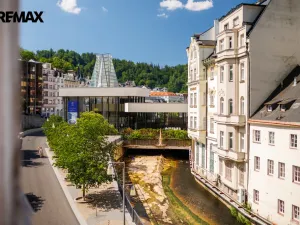 Prodej bytu 3+1, Karlovy Vary, Vřídelní, 104 m2
