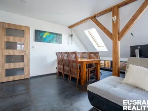 Prodej bytu 4+1, Černošice, Komenského, 97 m2