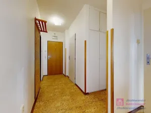 Prodej bytu 1+kk, Břeclav - Poštorná, Nádražní, 32 m2