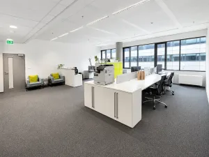 Pronájem kanceláře, Praha - Prosek, Prosecká, 246 m2