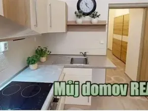 Pronájem bytu 2+kk, Praha - Karlín, Prvního pluku, 45 m2