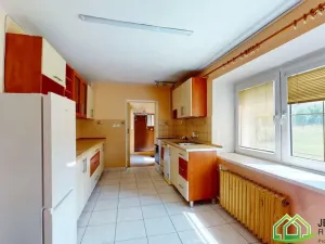 Prodej rodinného domu, Vápenná, 140 m2