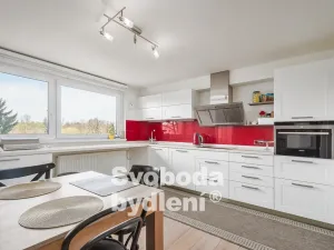 Prodej rodinného domu, Praha - Kolovraty, 222 m2