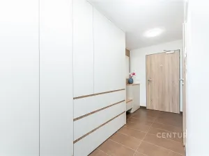 Pronájem bytu 2+kk, Praha, Arnošta Staňka, 47 m2